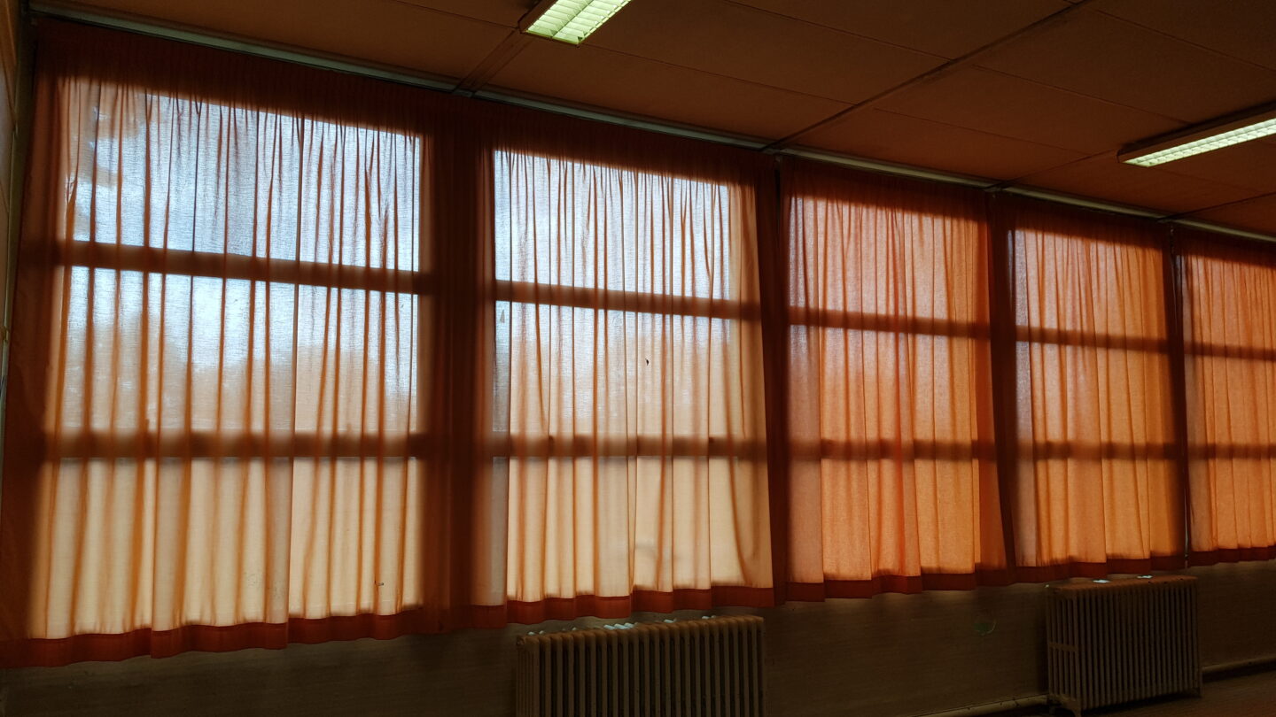 Rideau Pare-Soleil à Rayures Dorées - Style Minimaliste 140x240 Cm - Occultant Pour Salon Chambre